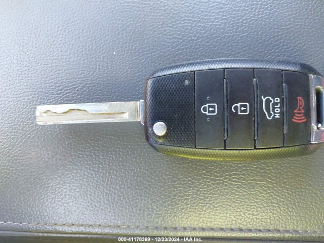 KIA Sorento 3.3l Ex 2016 5XYPHDA59GG020583 Image 11
