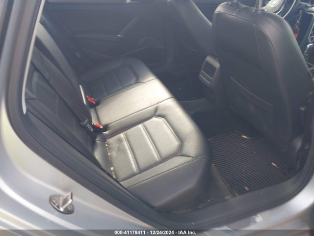 Volkswagen Passat 2018 1VWAA7A32JC049619 Image 8