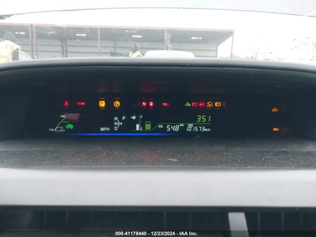 Toyota Prius V Two 2017 JTDZN3EU9HJ072939 Image 7