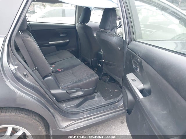 Toyota Prius V Two 2017 JTDZN3EU9HJ072939 Image 8