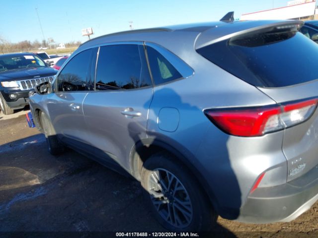 1FMCU9CZ4MUB26775 Ford Escape Sel Hybrid