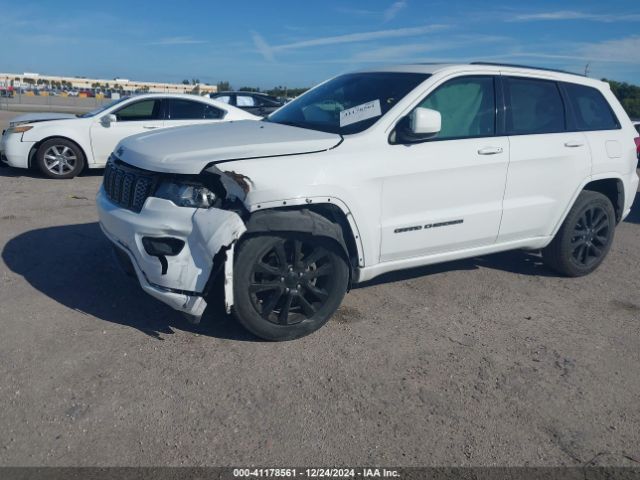 2017 JEEP GRAND CHEROKEE 1C4RJEAG2HC823049 Photo 5