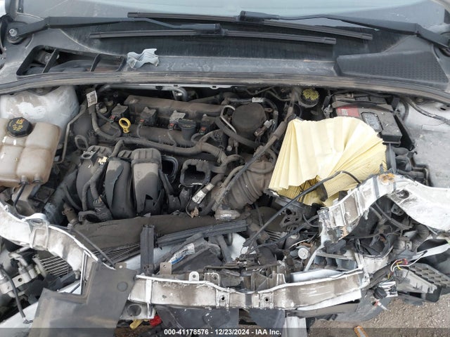 Ford FOCUS SE 2014 1FADP3F26EL317574 Image 10