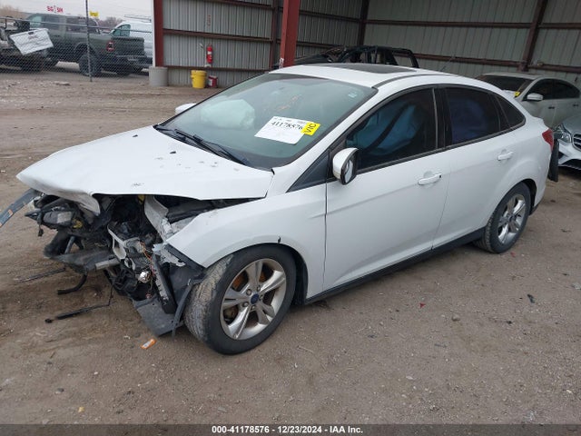 Ford FOCUS SE 2014 1FADP3F26EL317574 Image 2