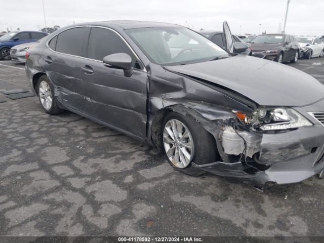 JTHBW1GG6F2097605 Lexus ES 300H