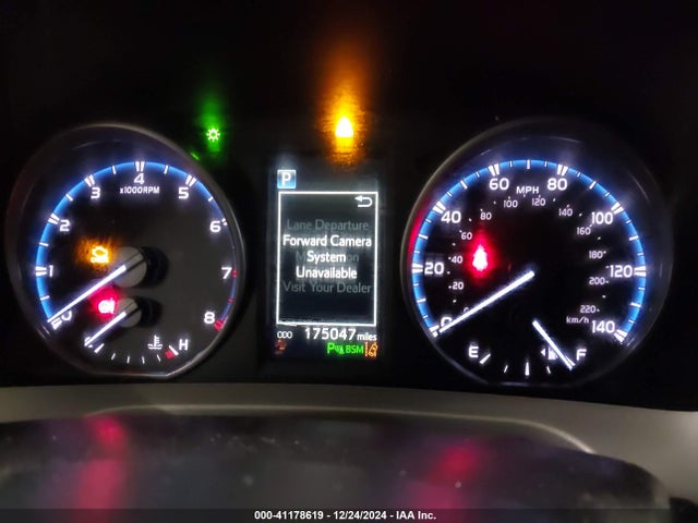 2T3RFREVXJW757063 Toyota Rav4 Adventure/xle