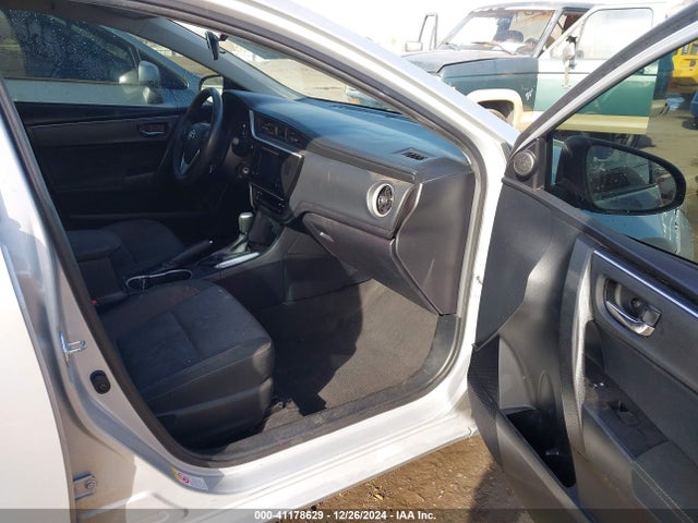 2T1BURHE6JC116439 Toyota COROLLA LE