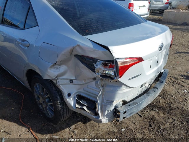 2T1BURHE6JC116439 Toyota COROLLA LE