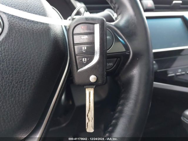 4T1B11HK8KU731283 Toyota CAMRY SE