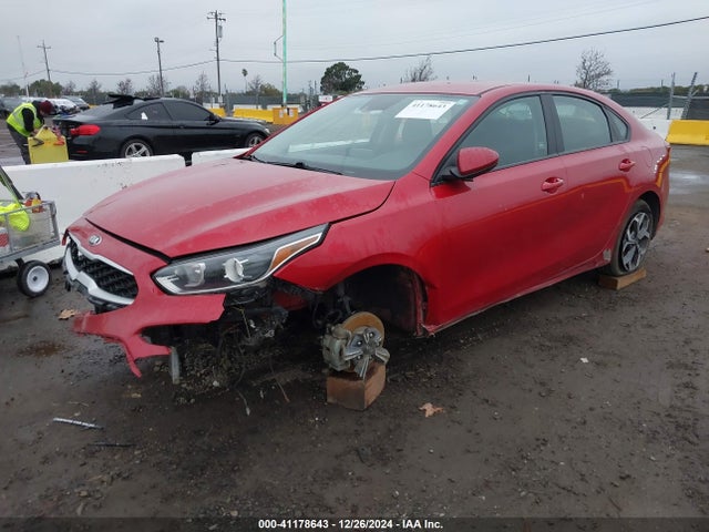 KIA Forte Lxs 2021 3KPF24AD3ME266719 Image 2