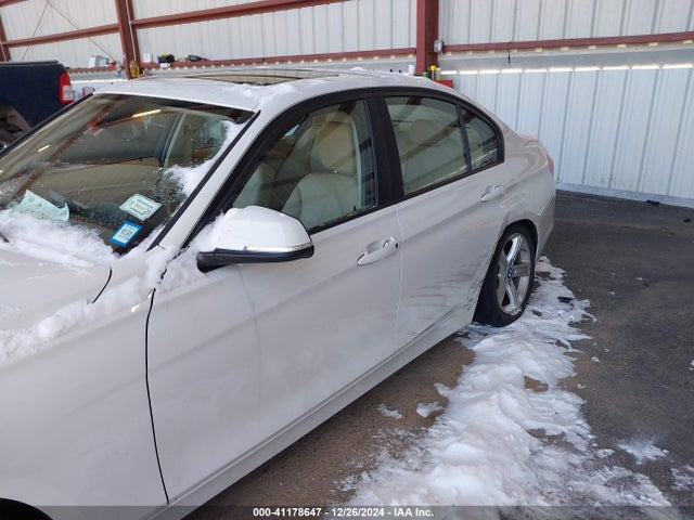 BMW 320i Xdrive 2014 WBA3C3C5XEF984207 Image 18