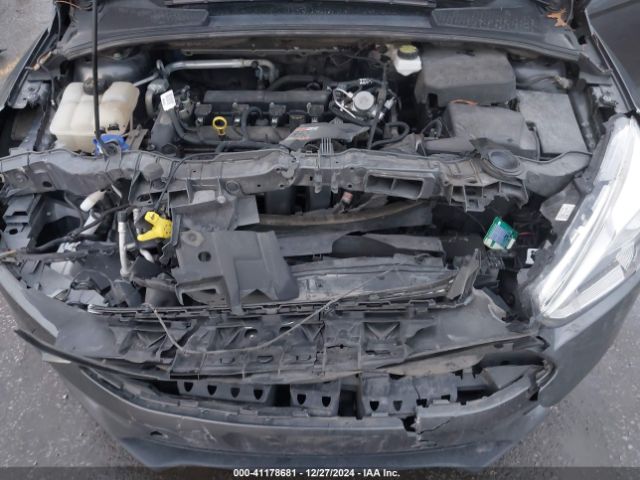 1FADP3N28HL342725 Ford Focus Titanium