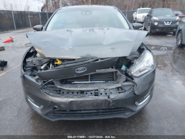 1FADP3N28HL342725 Ford Focus Titanium