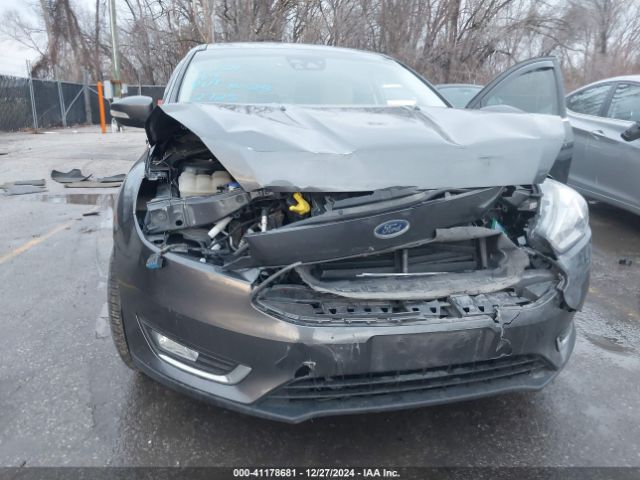 1FADP3N28HL342725 Ford Focus Titanium