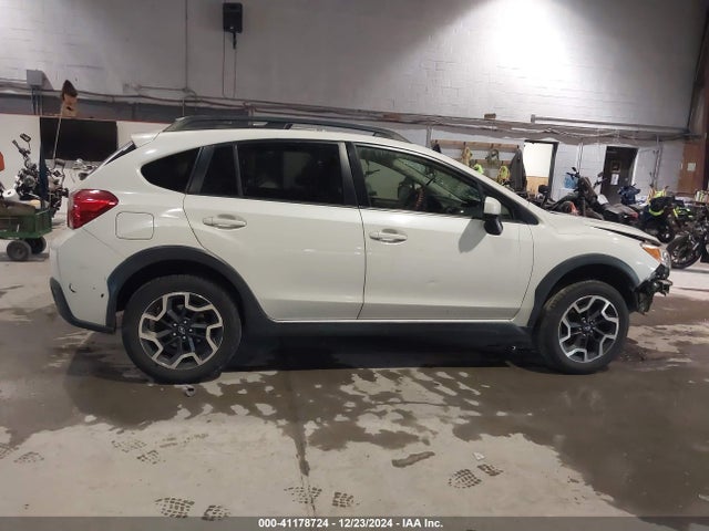 Subaru Crosstrek 2.0i Premium 2017 JF2GPABC7HG251576 Image 13