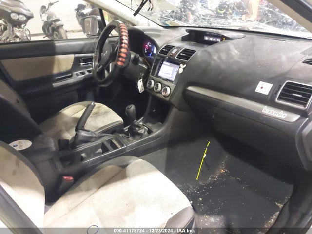 Subaru Crosstrek 2.0i Premium 2017 JF2GPABC7HG251576 Image 5