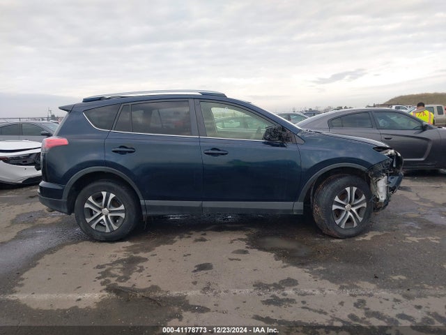 Toyota RAV4 LE 2017 JTMZFREV9HJ135806 Image 12