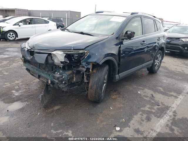 Toyota RAV4 LE 2017 JTMZFREV9HJ135806 Image 2