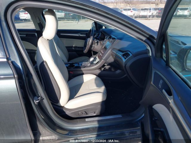 3FA6P0RU6GR156622 Ford Fusion Hybrid Titanium