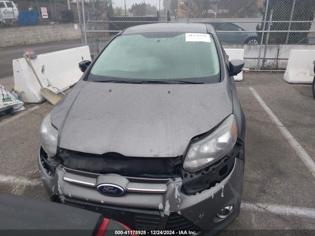 Ford FOCUS SE 2014 1FADP3F27EL413746 Image 13