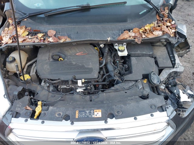 Ford ESCAPE SE 2017 1FMCU0GDXHUB99715 Image 10