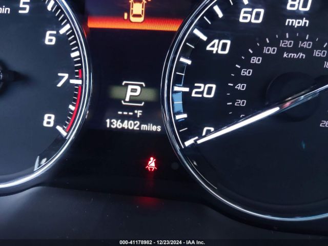 JH4KC1F52FC000175 Acura RLX