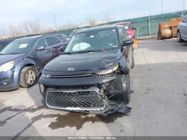 KNDJ23AU9M7148923 KIA SOUL S