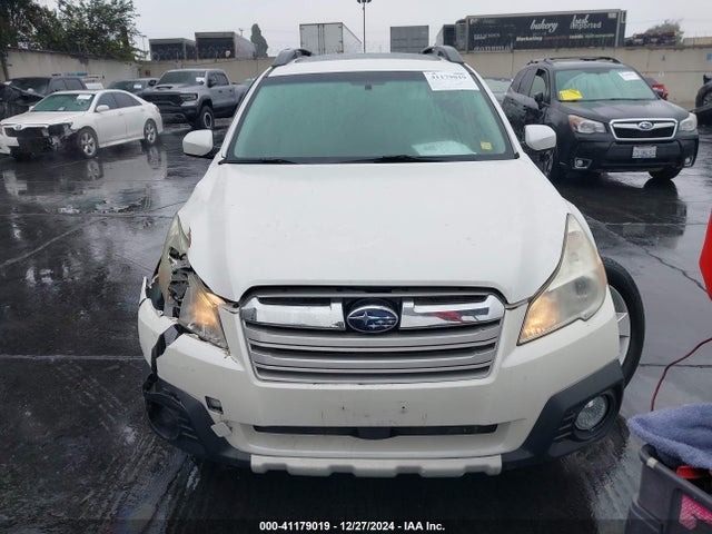 4S4BRBNC8E3295508 Subaru Outback 2.5i Limited
