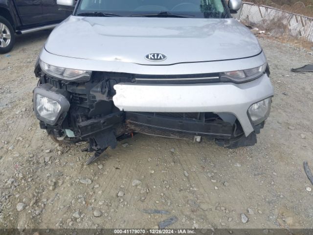 KNDJ23AU8L7011339 KIA SOUL LX