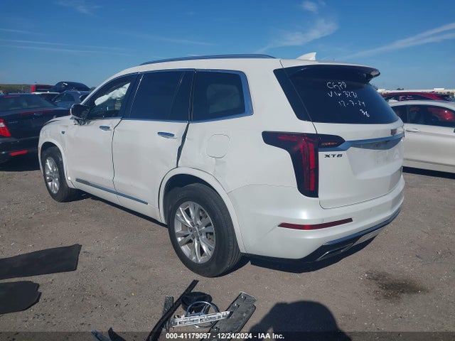 2021 CADILLAC XT6 1GYKPAR49MZ153231 Photo 2