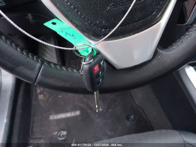 2T1BURHE7JC025504 Toyota COROLLA SE