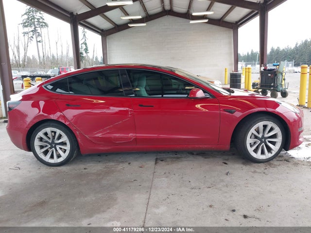 Tesla Model 3 Rear-wheel Drive 2022 5YJ3E1EA0NF130066 Image 13