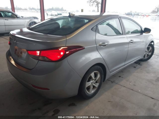 5NPDH4AE0FH556297 Hyundai ELANTRA SE