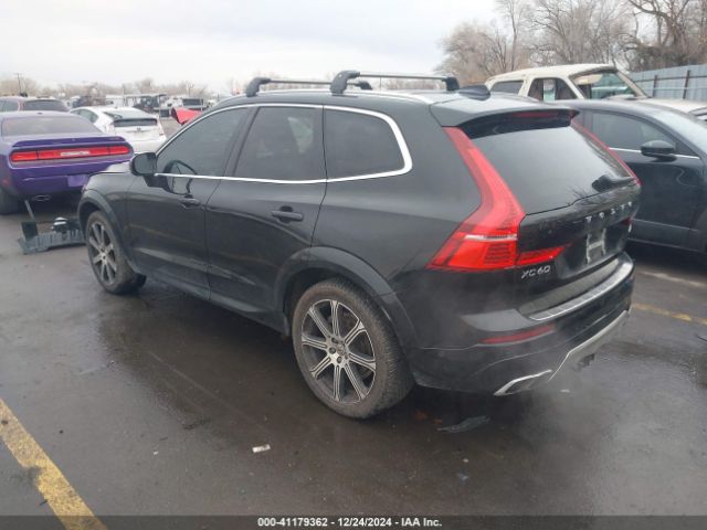2018 VOLVO XC60 YV4A22RK9J1055599 Photo 2