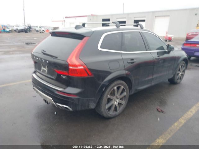 2018 VOLVO XC60 YV4A22RK9J1055599 Photo 3
