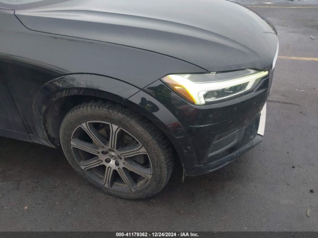 2018 VOLVO XC60 YV4A22RK9J1055599 Photo 5
