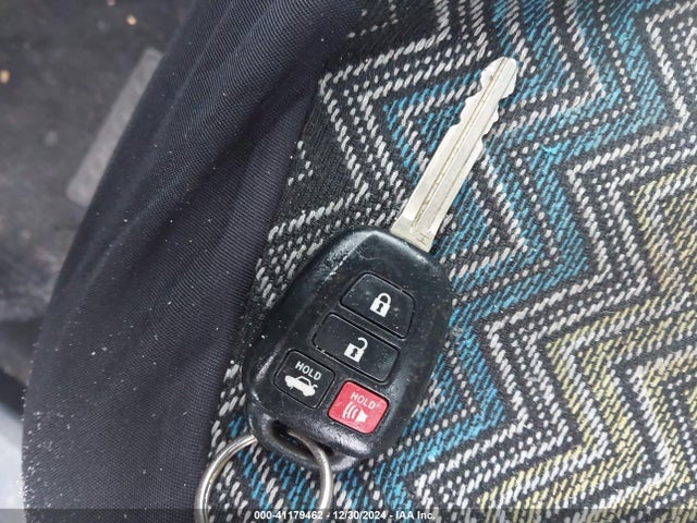 Toyota COROLLA LE 2016 2T1BURHE1GC513520 Image 11