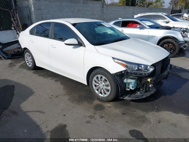 KIA FORTE FE 2020 3KPF24AD0LE182713 Image 1