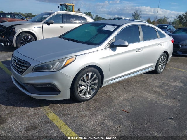 Hyundai Sonata Sport 2016 5NPE34AF3GH307148 Image 2
