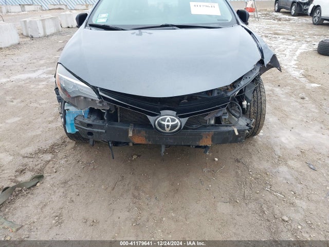 Toyota COROLLA LE 2018 5YFBURHE5JP791666 Image 6