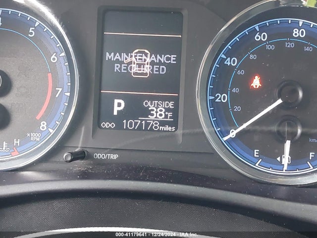 Toyota COROLLA LE 2018 5YFBURHE5JP791666 Image 7