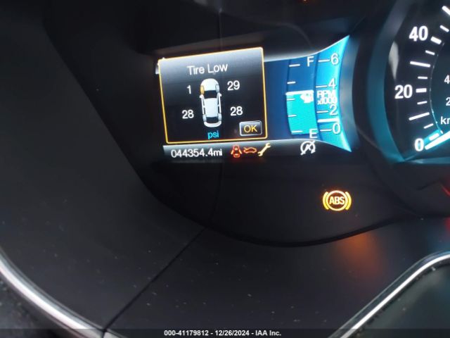 3FA6P0HD6JR130711 Ford FUSION SE