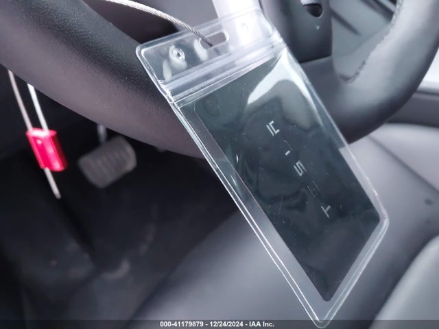 2023 TESLA MODEL 3 5YJ3E1EA2PF589635 Photo 10