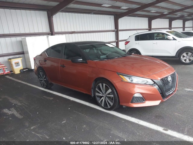 2019 1N4BL4CW4KC168402 main image