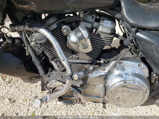 2018 HARLEY-DAVIDSON FLTRX 1HD1KHC10JB627836 Photo 8