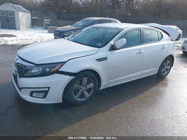 5XXGM4A77FG375056 KIA Optima Lx