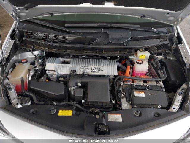 JTDZN3EU0FJ025828 Toyota PRIUS V