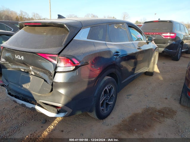 KIA Sportage Lx 2023 KNDPU3AF2P7109052 Image 4