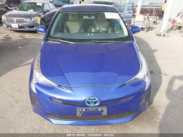 Toyota Prius Two 2016 JTDKBRFU6G3510122 Image 12