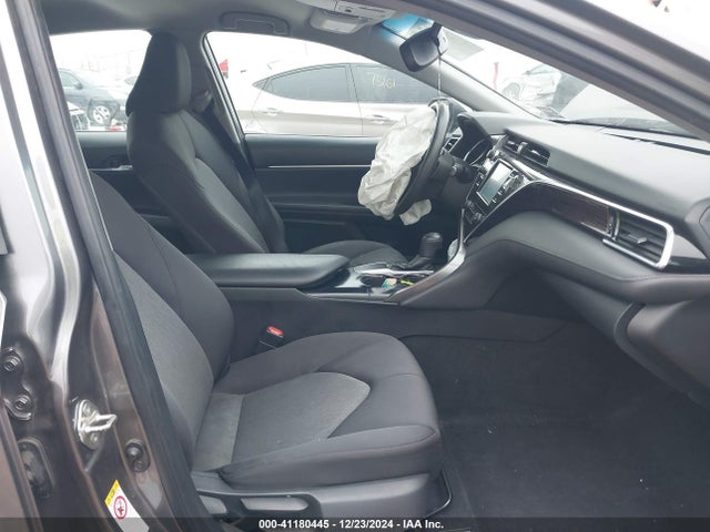 4T1B11HK4JU092589 Toyota CAMRY LE